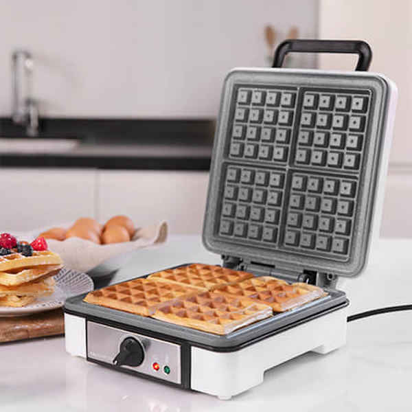 Laden Sie das Bild in Galerie -Viewer, Waffeleisen Cecotec Fun Gofrestone 4Inox 1200 W
